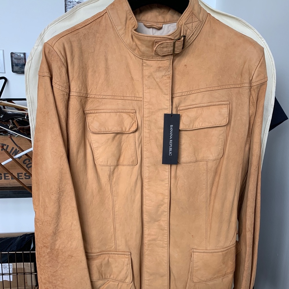 New,never worn w tags, beautifully soft tan leather jacket XL Banana Republic